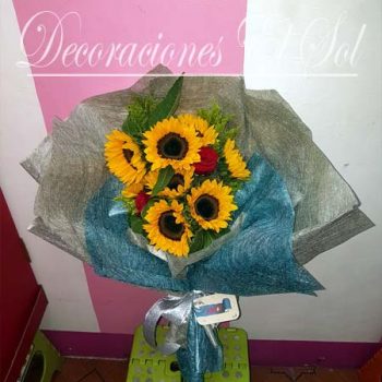 decoraciones_el_sol_te_veo_y_me_enamoras_arreglo_flores_naturales
