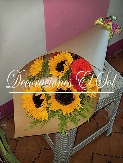 Arreglo "Girasoles de Amor"